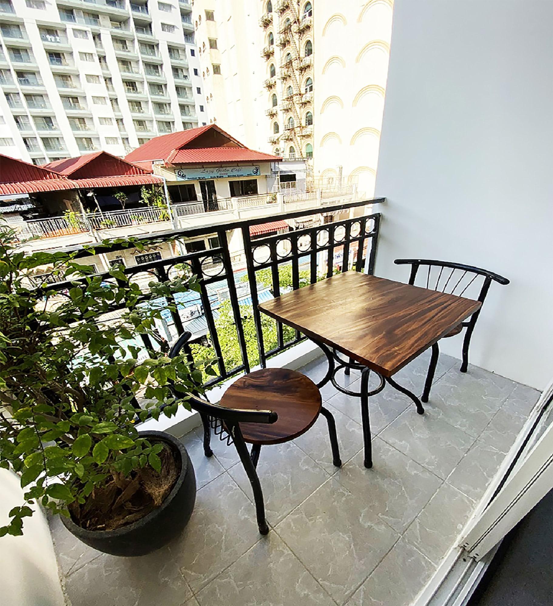 Jing Du Hotel Phnom Penh Exterior photo