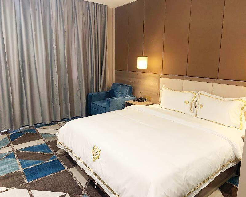 Jing Du Hotel Phnom Penh Exterior photo